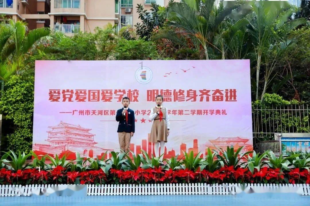 逃出灰绿房
